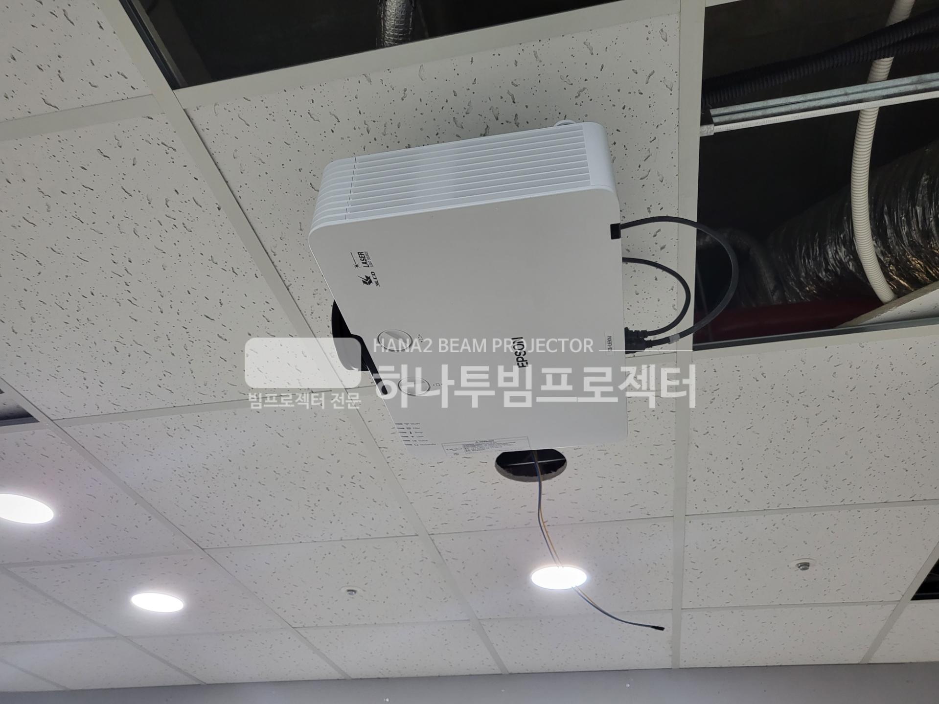 3667087781_RXYfDnxI_5d190a314e9eb3bc408e1ad54c84d4843b7bfe52.jpg 이미지크게보기