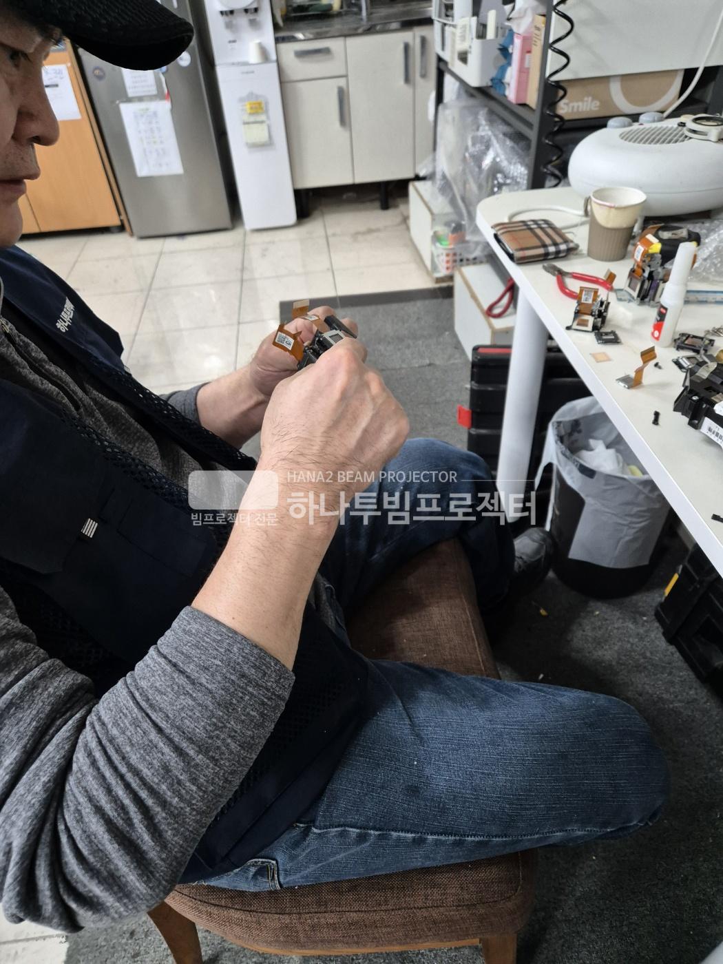 3667087781_wPO23Cqu_8920239d7fabd73b5d176383acb5997202c4022d.jpg 이미지크게보기