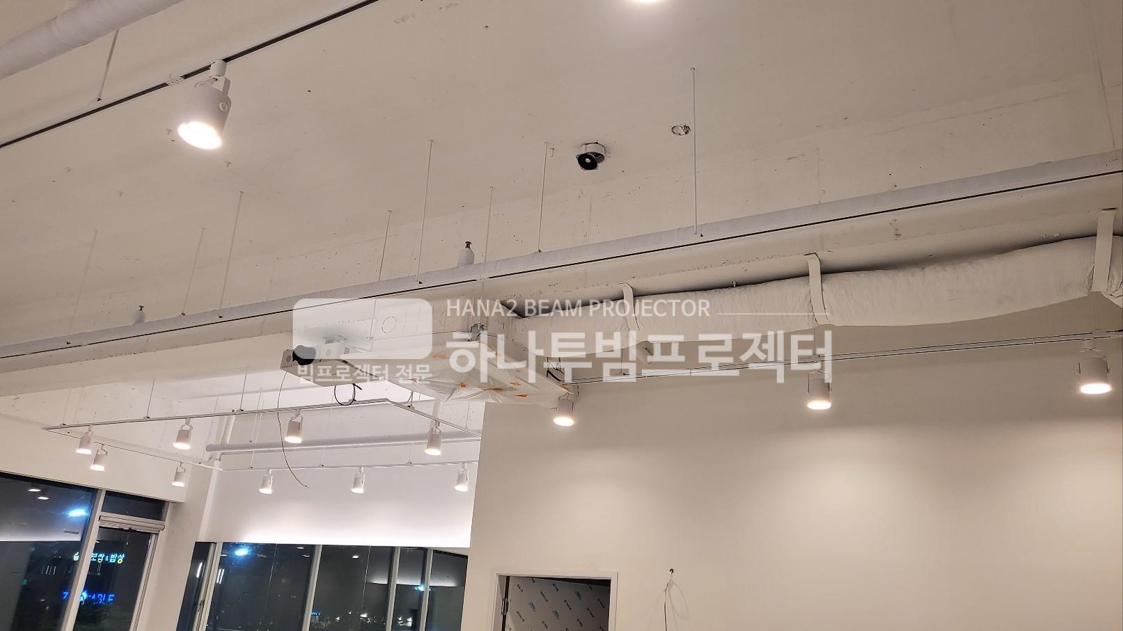 3716980968_tnWz3LAv_27f8fc98a6c17d0be24bdfd7afd4c826998ad59f.jpg 이미지크게보기