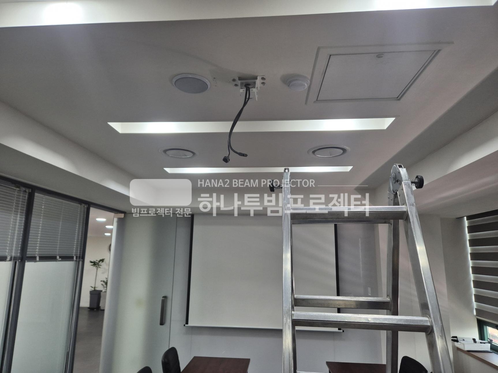 3730978545_6if2bI8u_a96b66bb1b43c914856fc592f701834e9af36b08.jpg 이미지크게보기