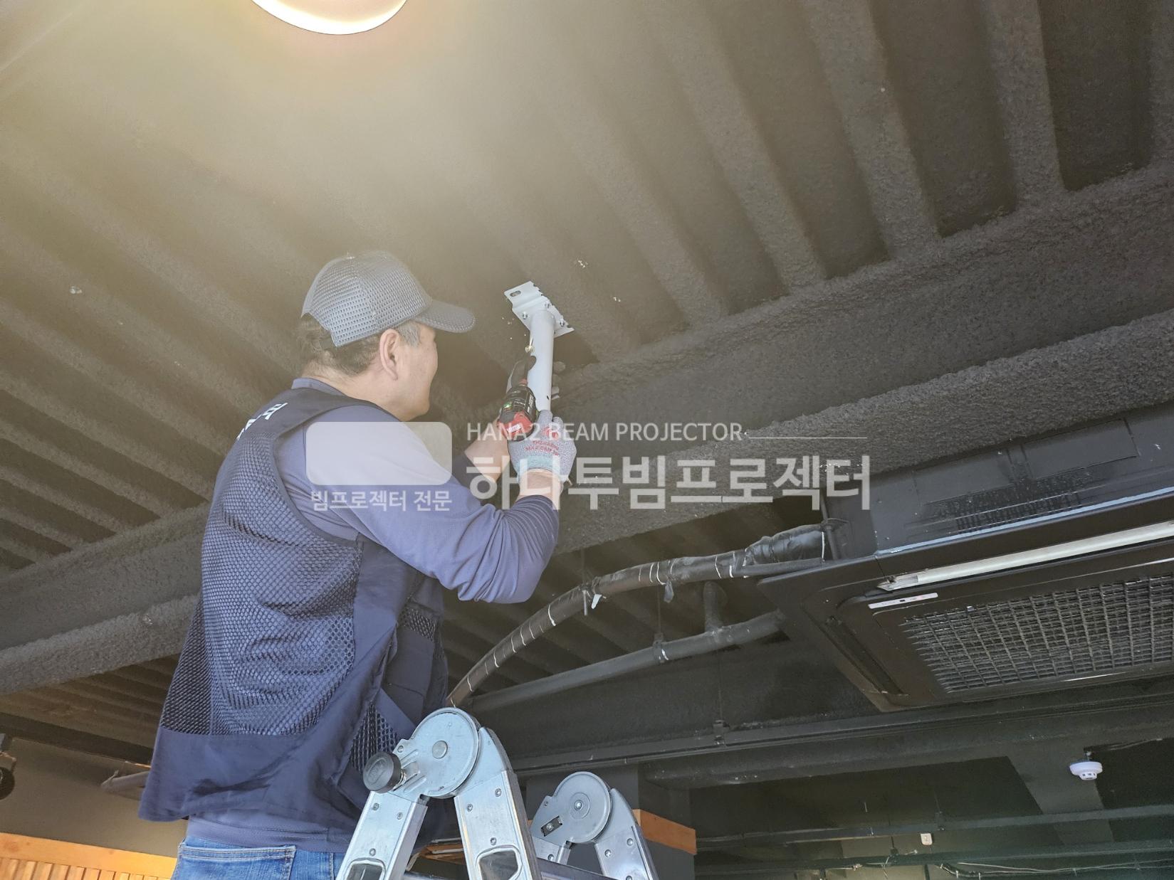 3730978545_71D3rUQX_2960a8d9c684c9bc4425c80d99c1ed50d6495a2f.jpg 이미지크게보기