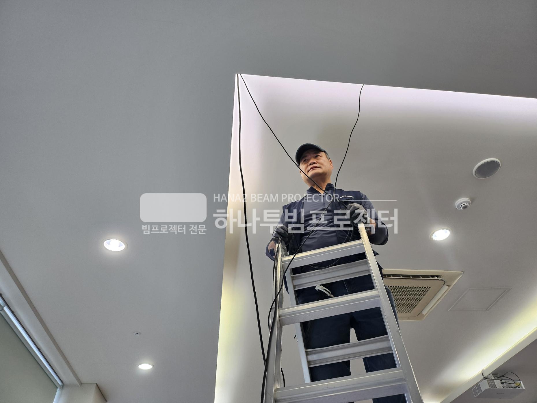 3730978545_8JwxbuVO_b6a97410ac792c1e71a8d2a79541cd891458ea07.jpg 이미지크게보기