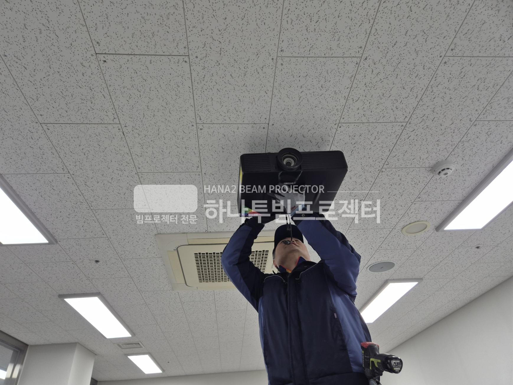 3730978545_8M3FQGUJ_f54c55b390c3cb8b6af6ca6841728786aba22b76.jpg 이미지크게보기