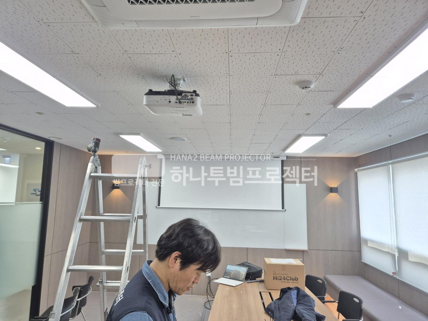 3730978545_9IGWtQOR_6aef5b9ae5e30c4e92db377b630cb11d73d9601b.jpg 이미지크게보기