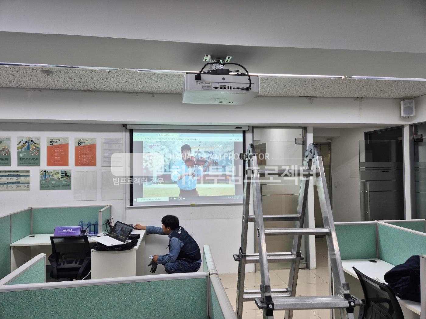 3730978545_AIWjubPh_9abcf8d4652333bbae2bb4457117512f88ceafd1.jpg 이미지크게보기