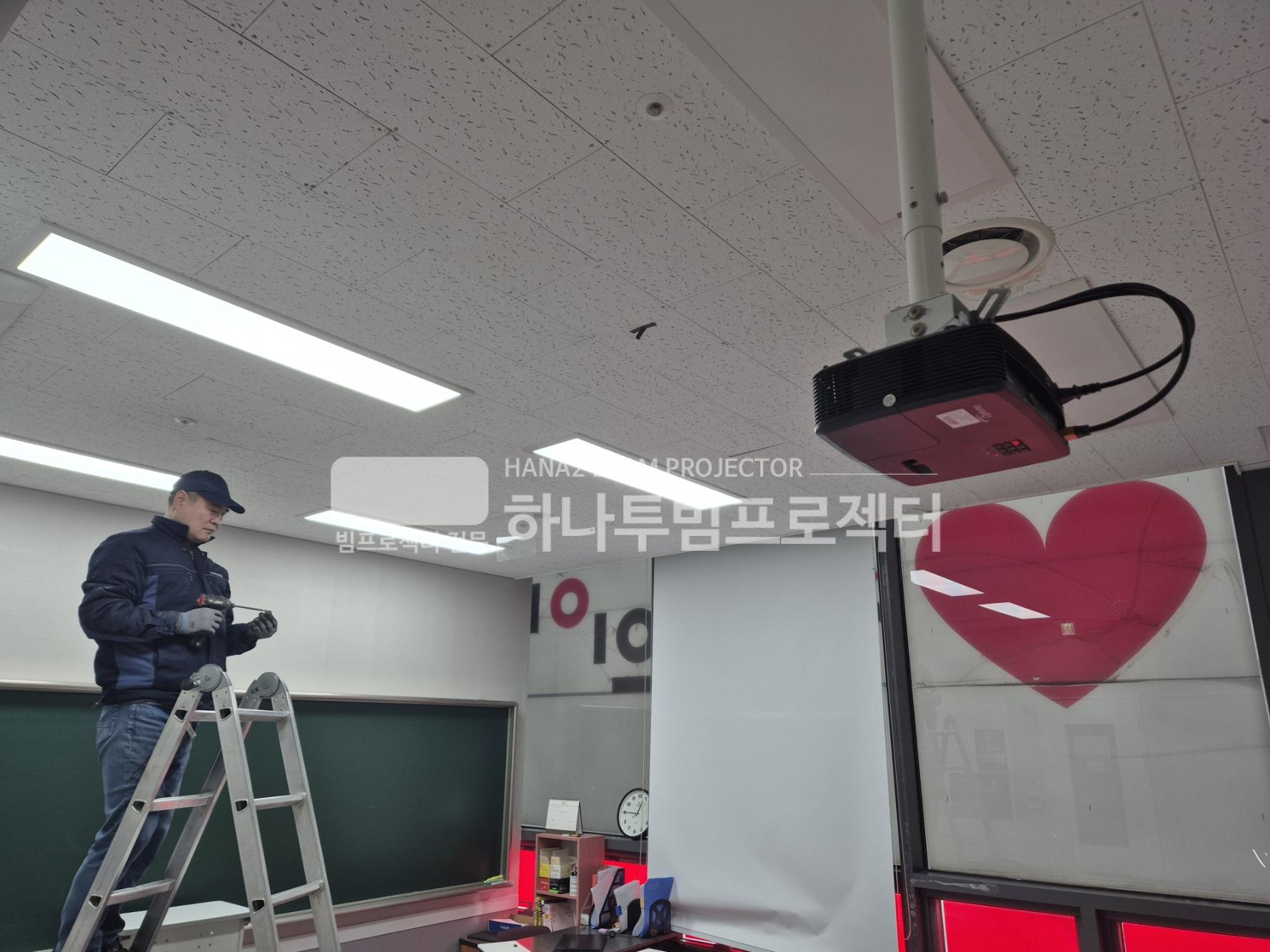 3730978545_AZz32KNw_263d9672021931c46fb948a66a5debbb4c6943fa.jpg 이미지크게보기