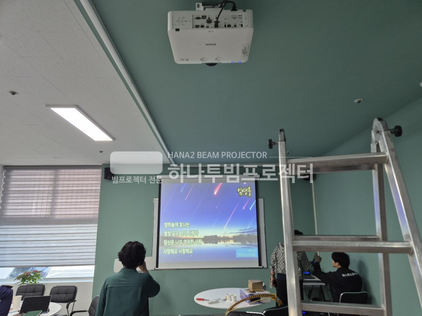 3730978545_Desau7RH_cbaa0767a62b3623699b54ae1d73df025bf43bff.jpg 이미지크게보기