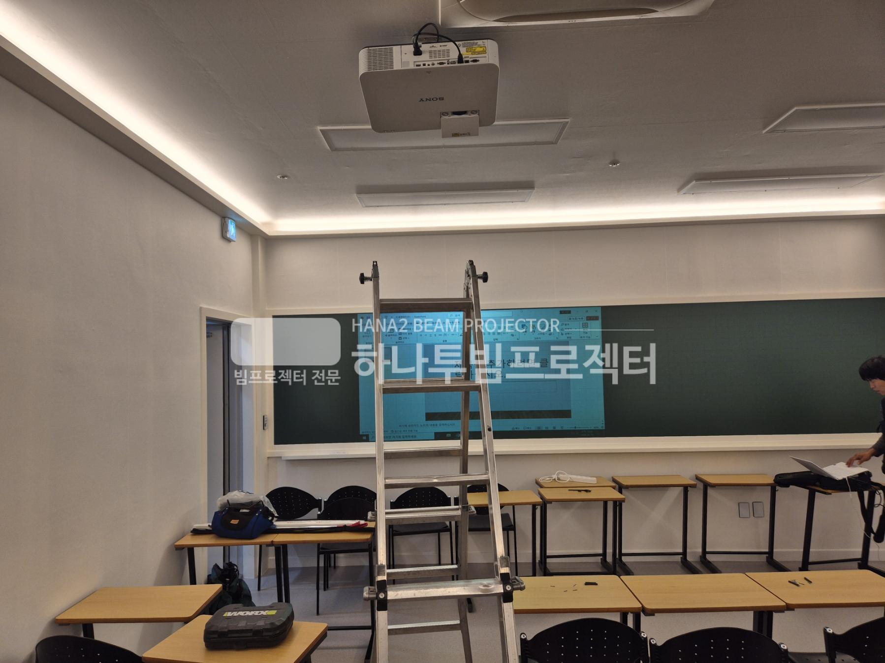 3730978545_ELOAQupP_b9cccd182d5cd2425ebb8967a807731fcfc310b9.jpg 이미지크게보기
