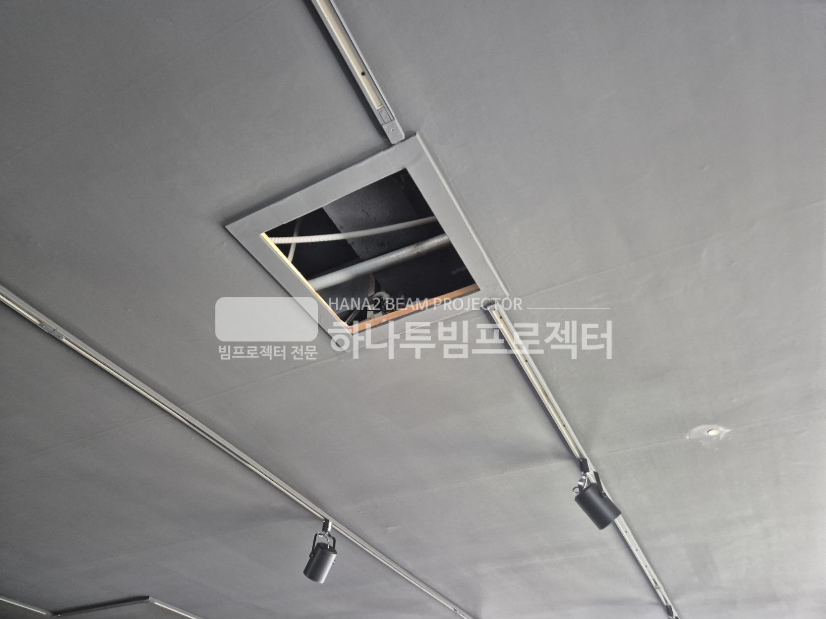 3730978545_GzkBMaqi_543f031104f3aa8546c4ad0bb16146a2caf0e916.jpg 이미지크게보기
