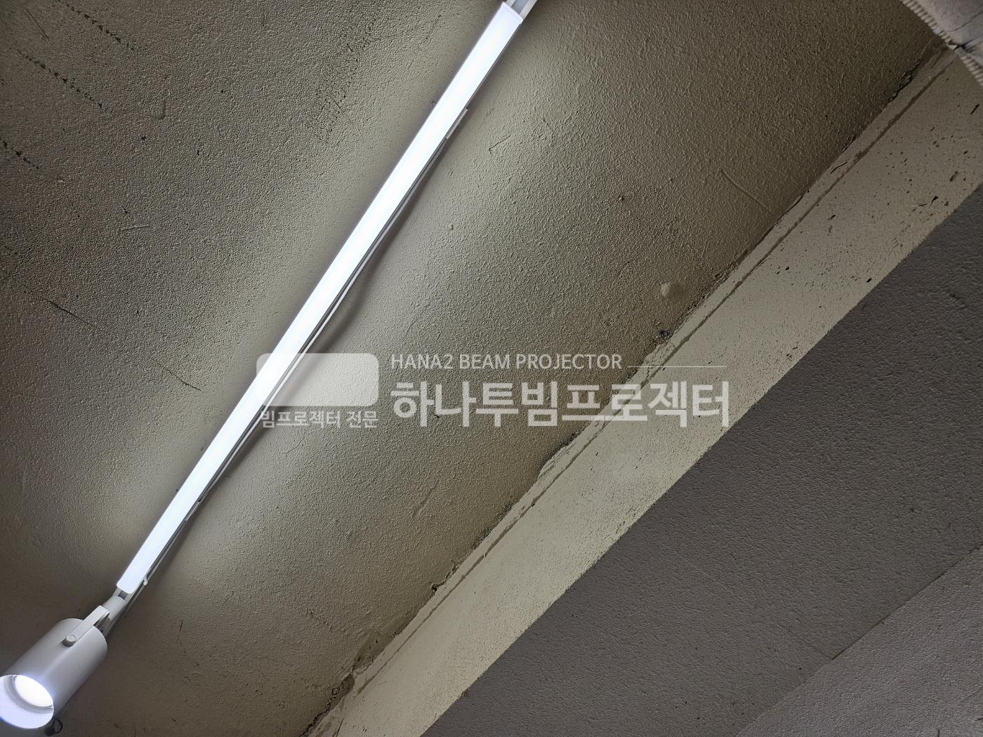 3730978545_JOAl9E5M_50174e75261e0aab070258579b2a88019a896181.jpg 이미지크게보기