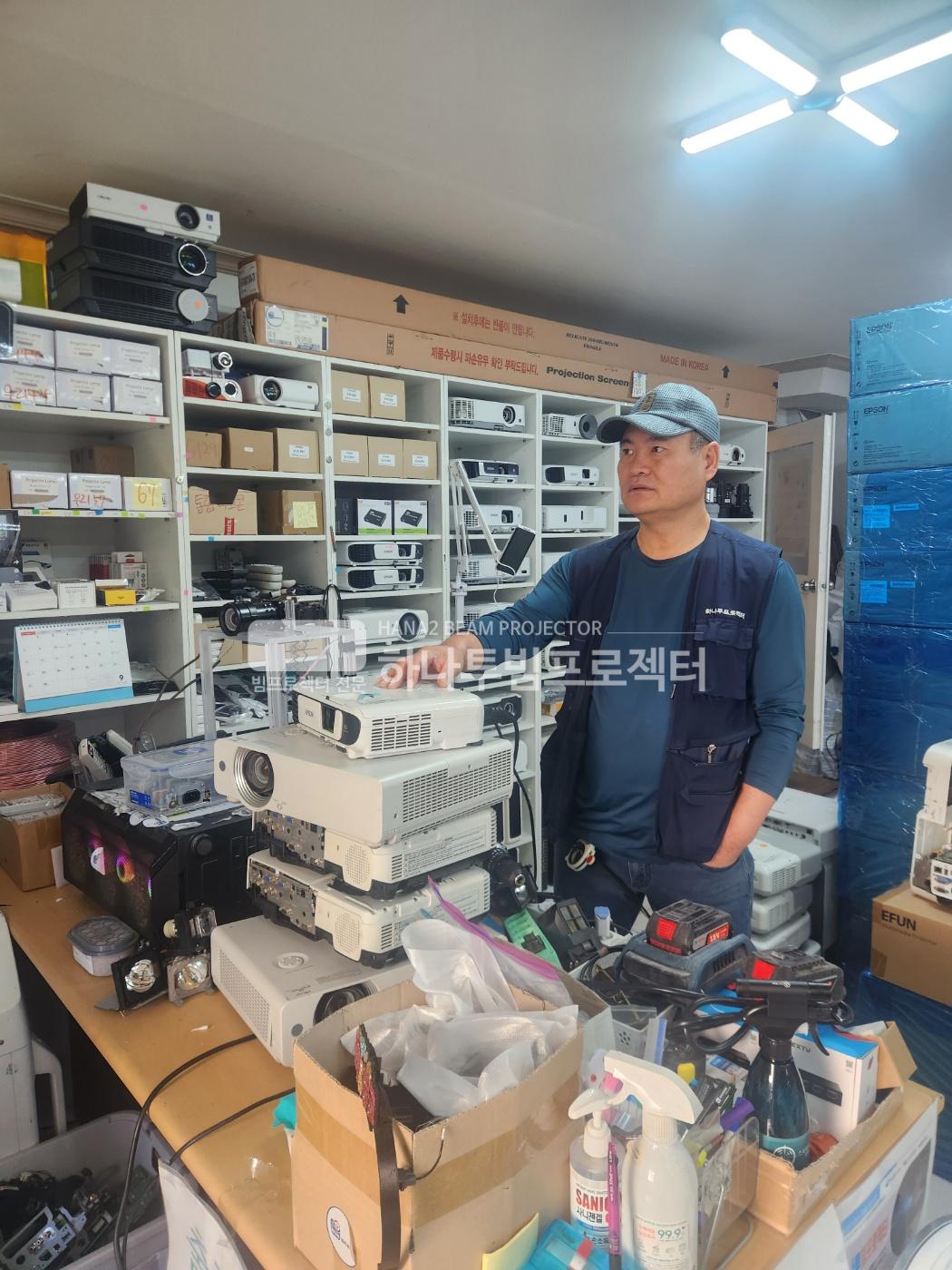 3730978545_JkTuUNgc_b0d544b1dca9b8d9b5c2fd40b8f70955af605686.jpg 이미지크게보기