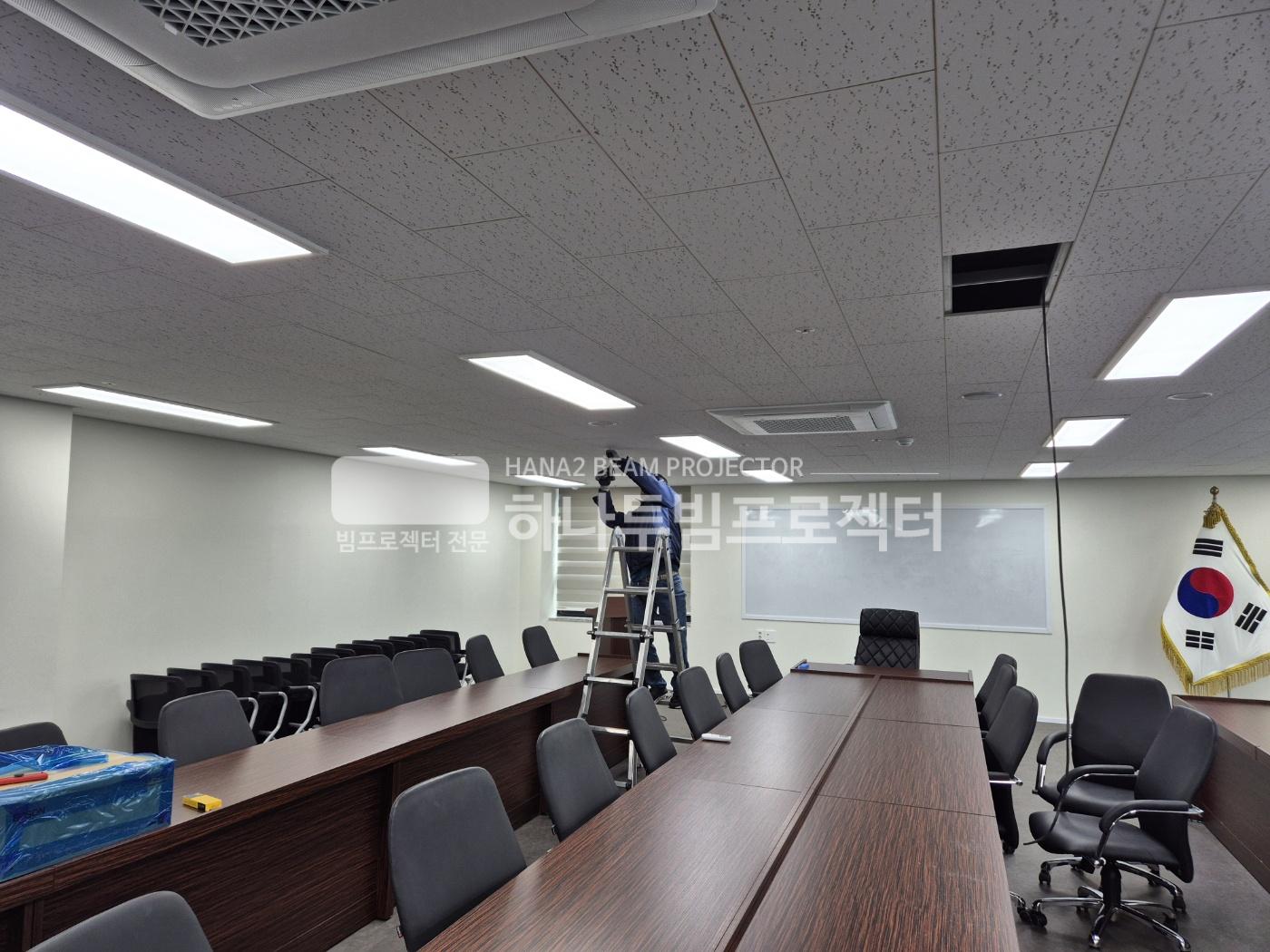 3730978545_MN2sTUpu_6d6f1acc45ac7237918ef20bc98c7a2164732a27.jpg 이미지크게보기