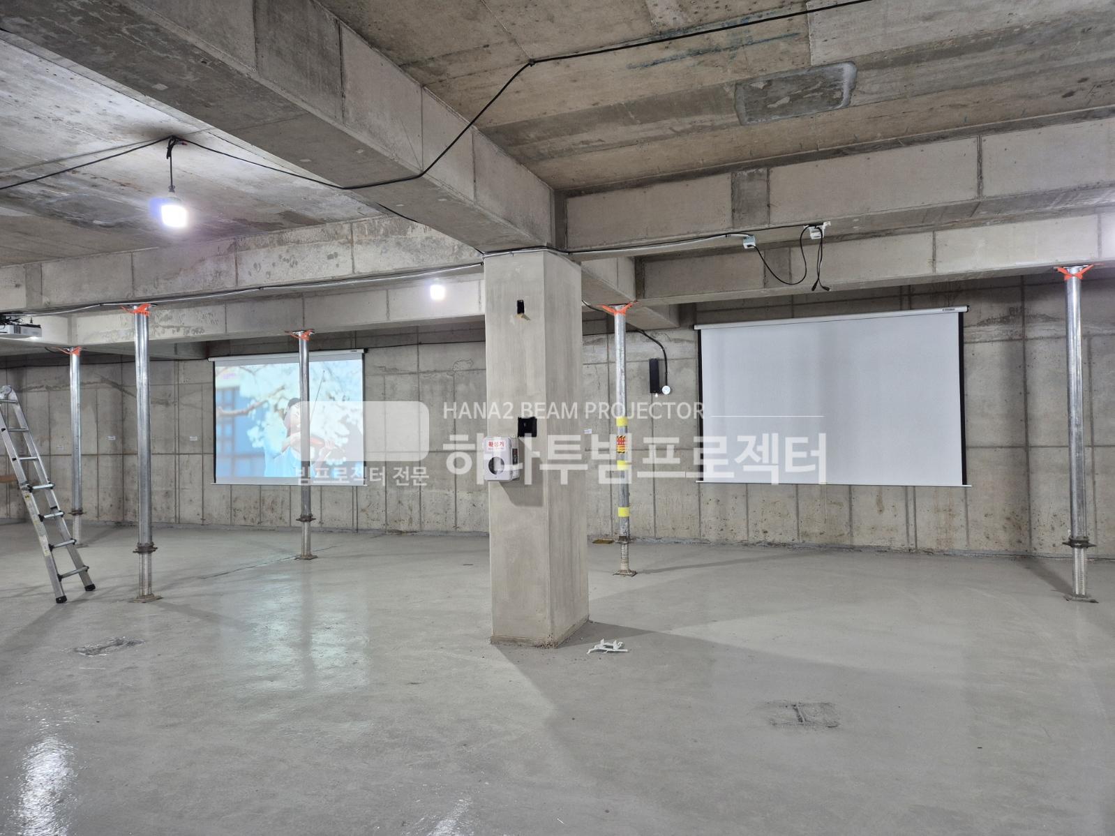 3730978545_N6QVq7pZ_23bf53f7ee5dbad15329f757d99758cecb191be3.jpg 이미지크게보기