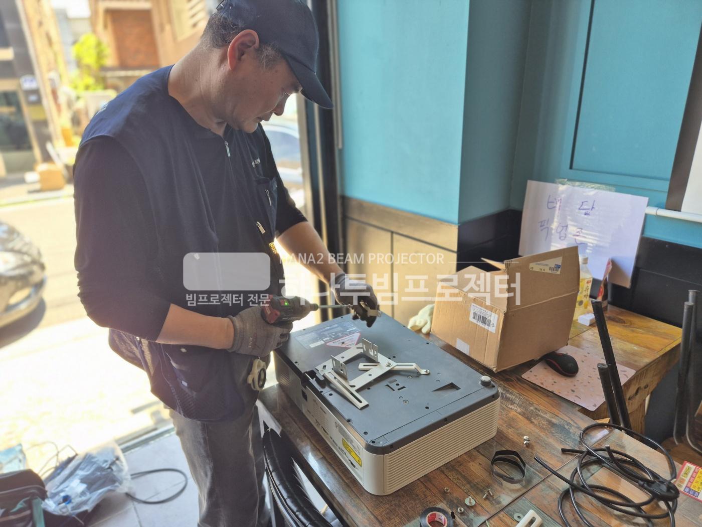 3730978545_O0aFLVcf_ab31b9a1b38ebcc20066d871effd9e2611126f44.jpg 이미지크게보기