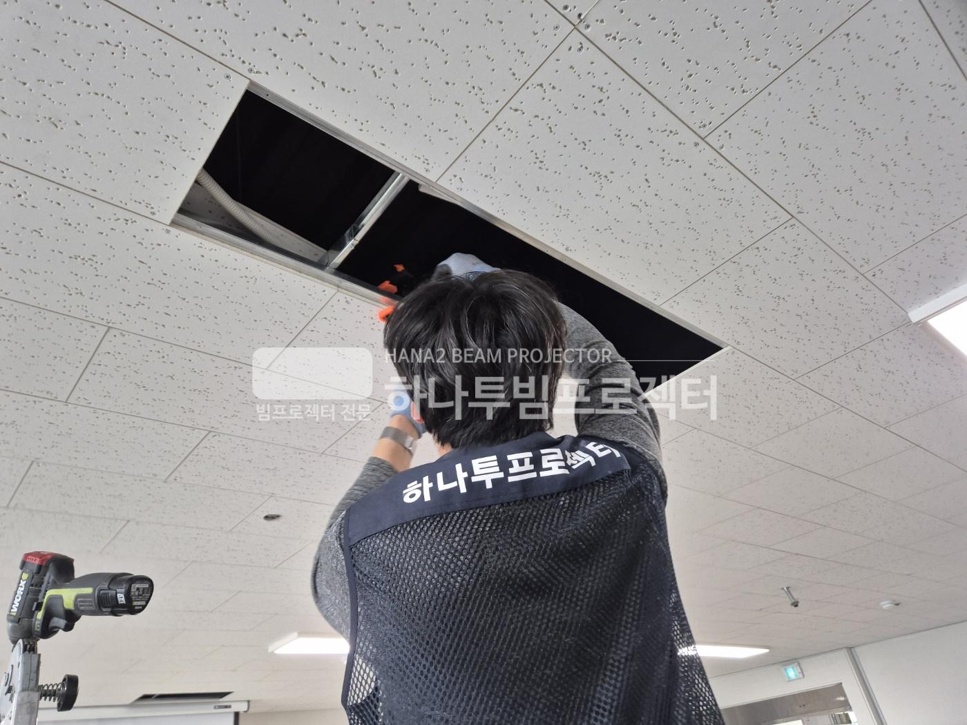 3730978545_Omelufcp_c81bb742a3ca410ce643c86e70052aabbbc29fca.jpg 이미지크게보기