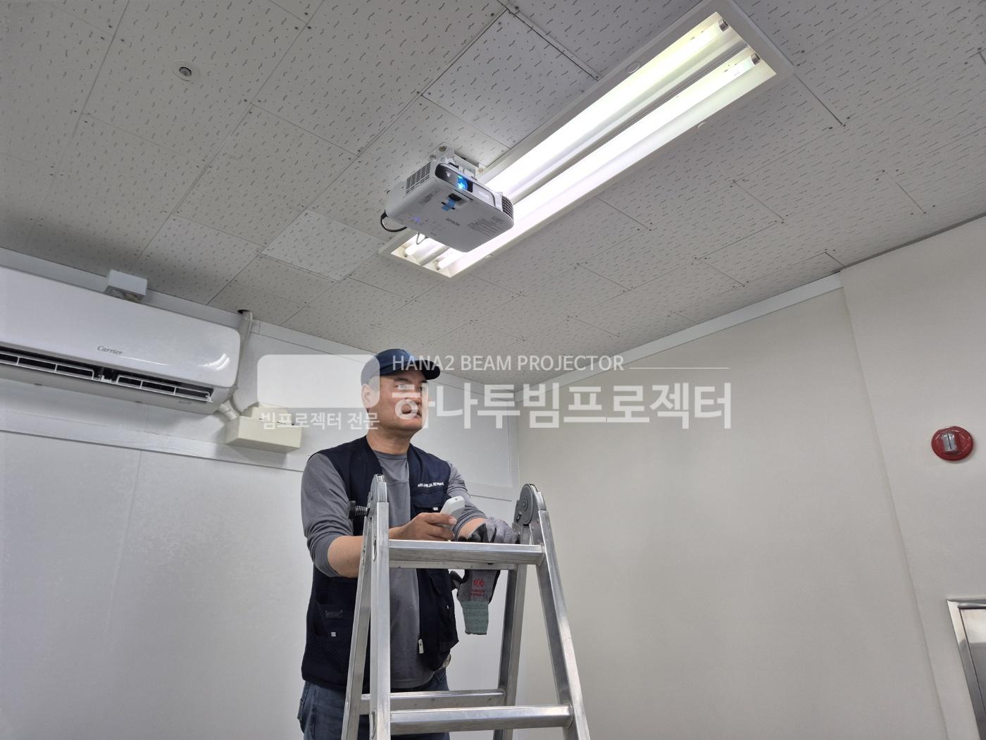 3730978545_Q5g03Xxy_2a49275e23bc22064b0cdb079437bfa0ab2af207.jpg 이미지크게보기
