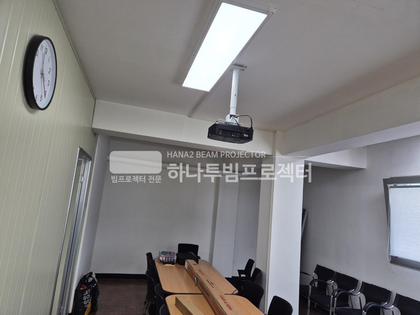 3730978545_RPAqM7El_c1a6d289f29fd05339aa35c5f5d9d3f863441ff5.jpg 이미지크게보기