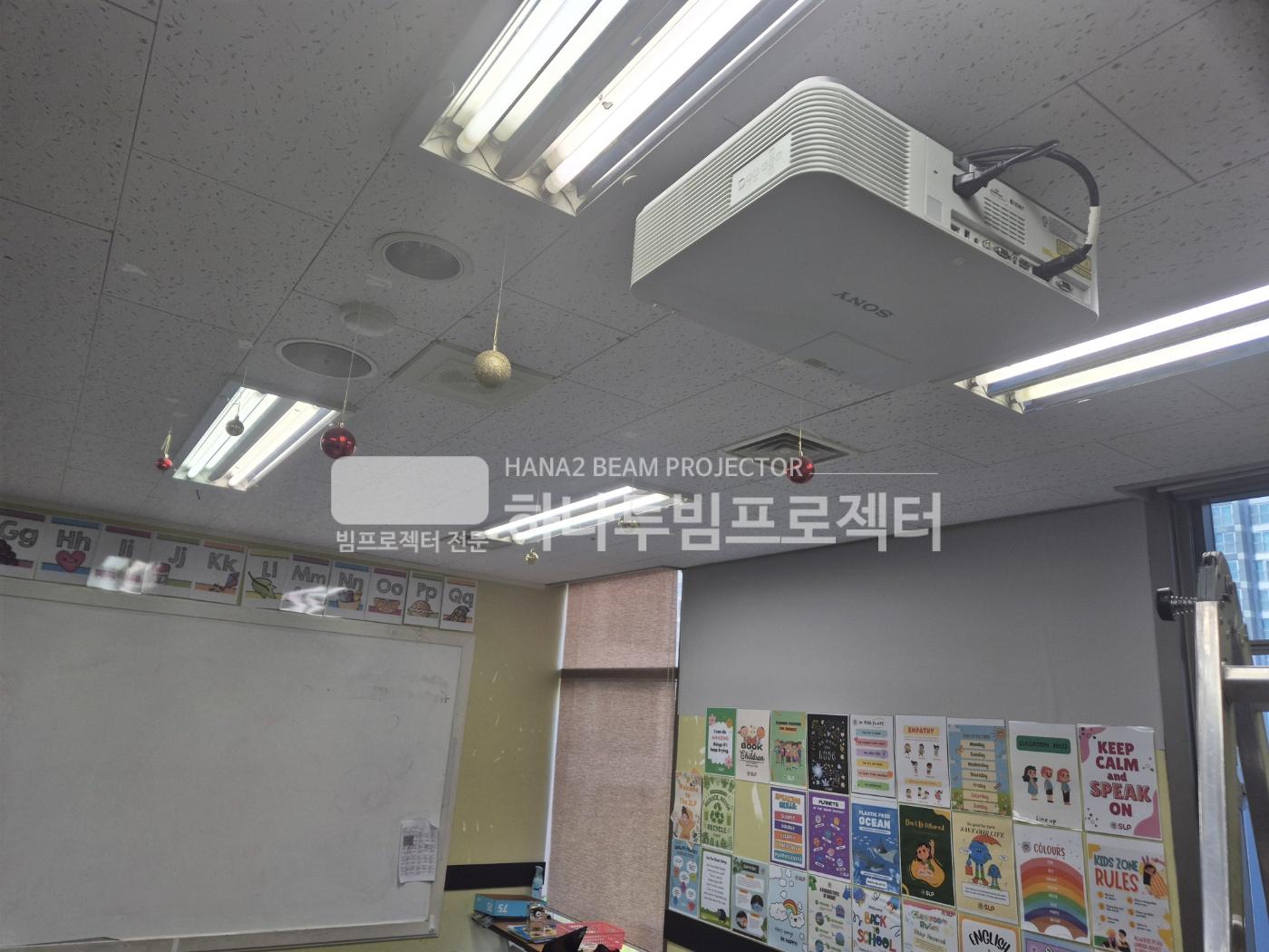 3730978545_RXQoWImg_e8e2da42c7cec4aa53c93a2e22dba3d87eea5e1f.jpg 이미지크게보기