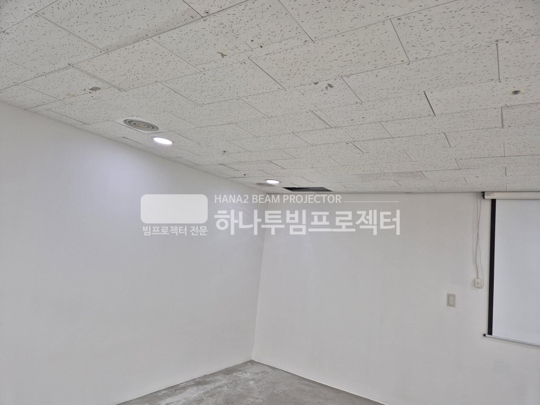 3730978545_Ux1Eqfnp_b13370389ef3cc7f54e52e1ed88f936b30fc2be5.jpg 이미지크게보기