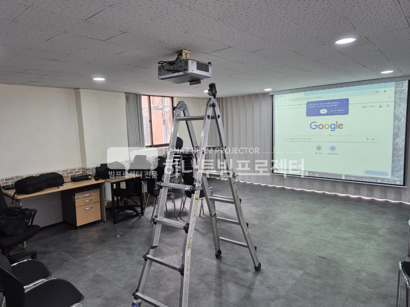 3730978545_VHW8uPyJ_eef69e3f65733d7141dca2c89a579b54125c42db.jpg 이미지크게보기