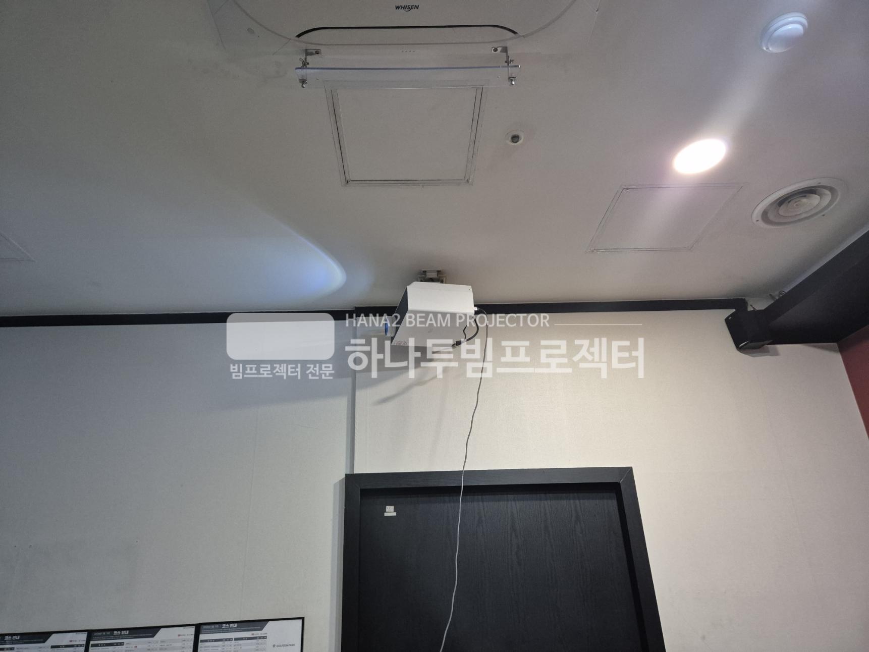 3730978545_Wv3NyB1z_52f551f8367ca2eb2cc3bde29042045d6a970342.jpg 이미지크게보기