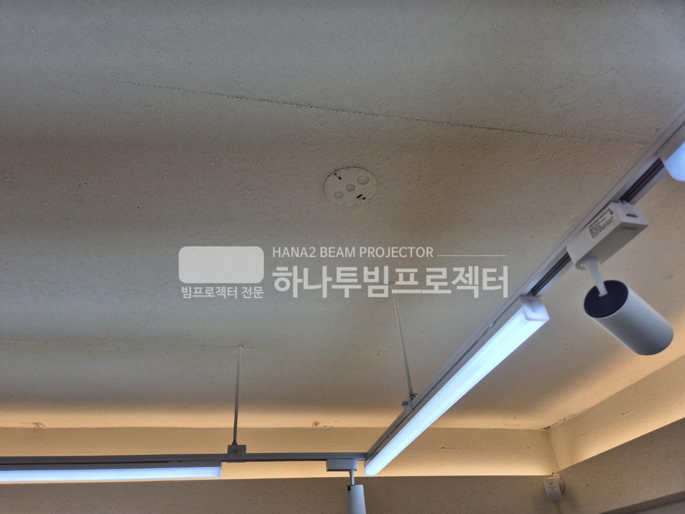 3730978545_XJkLWSjR_09b21ac2badd6e00d2156653e9b95b605e815eb4.jpg 이미지크게보기