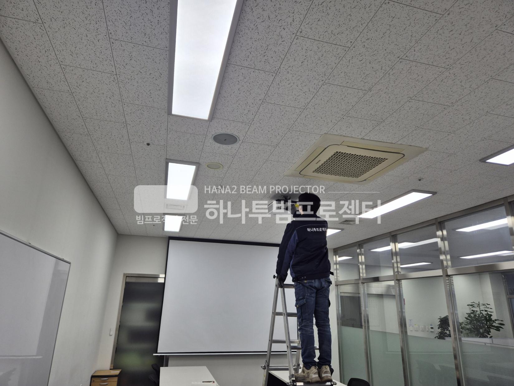 3730978545_Z9c7PJjg_853ac848181331591c26c6b794b40f297c5ec09d.jpg 이미지크게보기