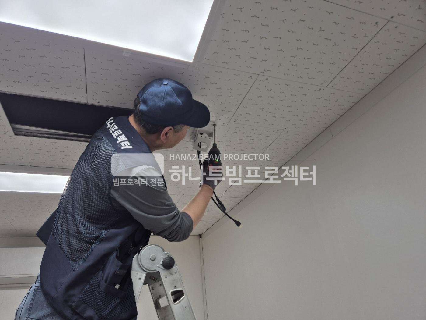 3730978545_ZcOmvjKH_6136af6593b661ba1341e764406785ec66f9998a.jpg 이미지크게보기