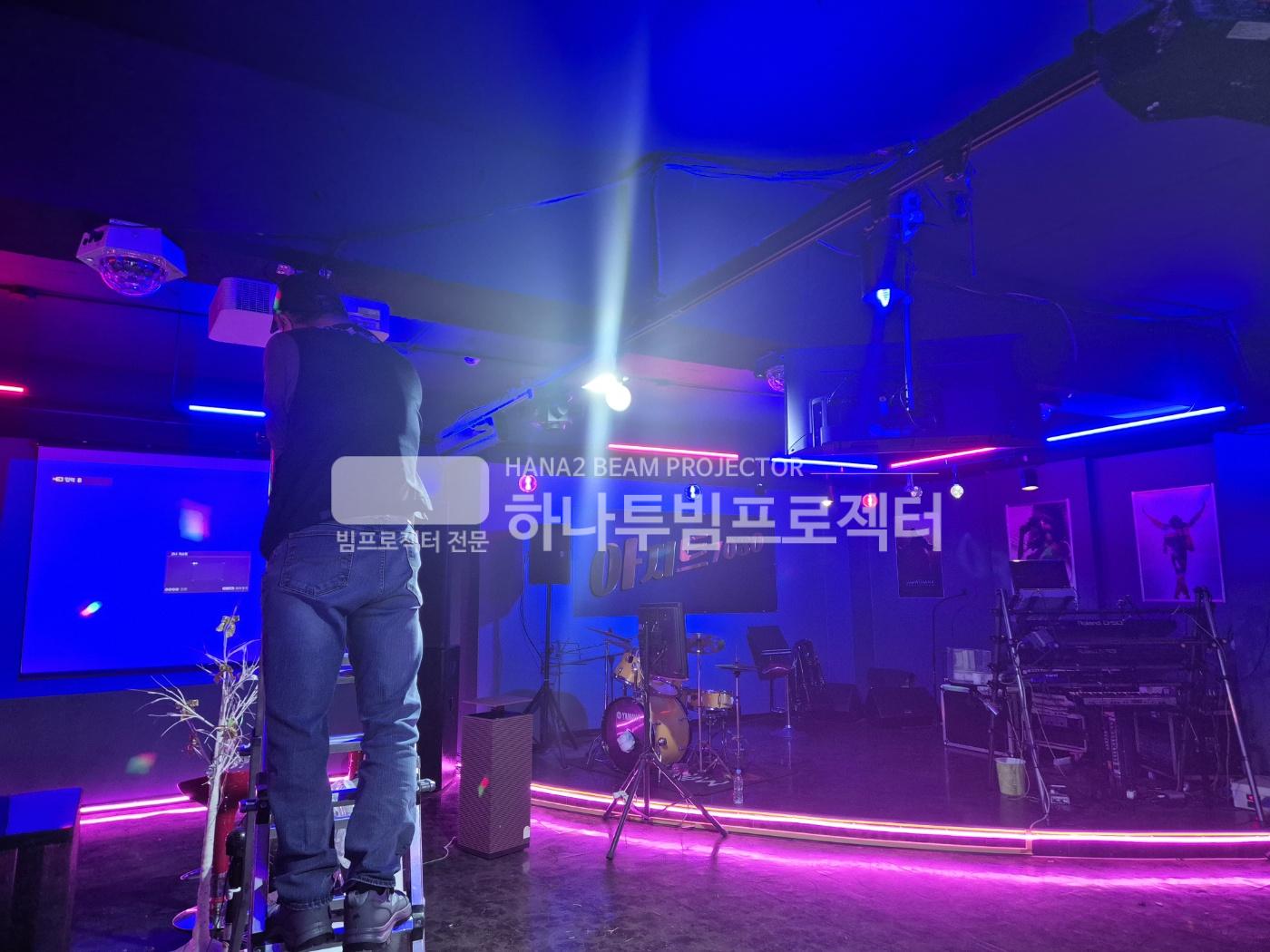 3730978545_a3QXeoOq_29397ca08339bfb70dcdc1a1e85c6cdfdce0a23a.jpg 이미지크게보기