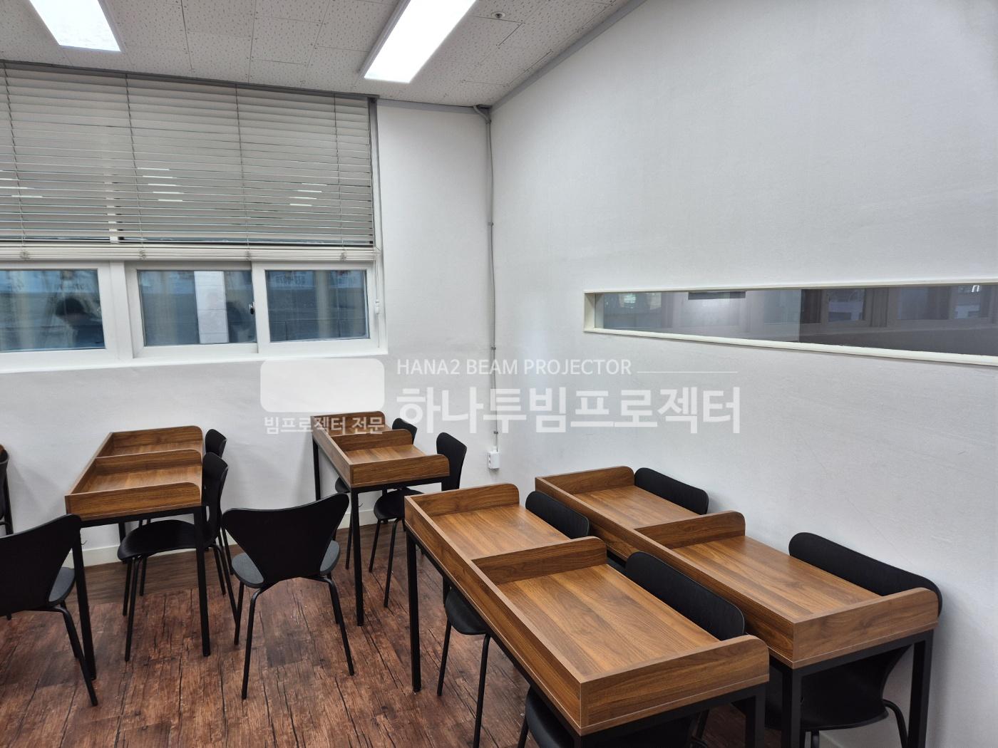 3730978545_a7ZWPEKu_49ab7a943f51d7be707bda62610689068ed4e6a7.jpg 이미지크게보기