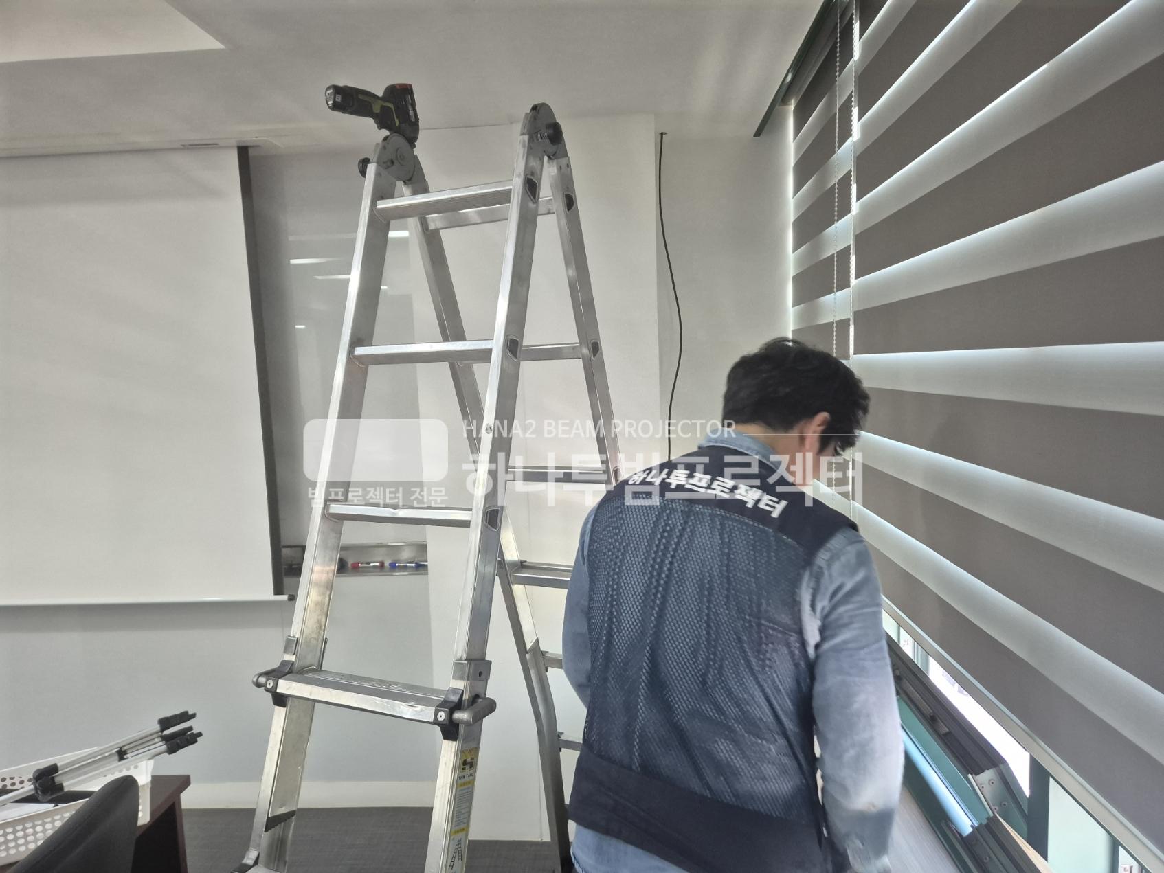 3730978545_aO31zwAq_a2c9d59289ae10acce78a277887d3a585d29e0fb.jpg 이미지크게보기