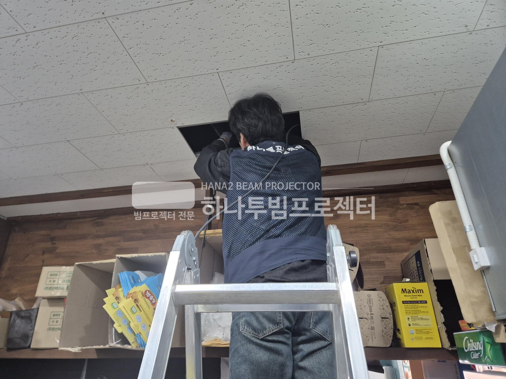 3730978545_aTCgO6ZN_cf80a1294f666132b9c15bcce1be196844d80308.jpg 이미지크게보기