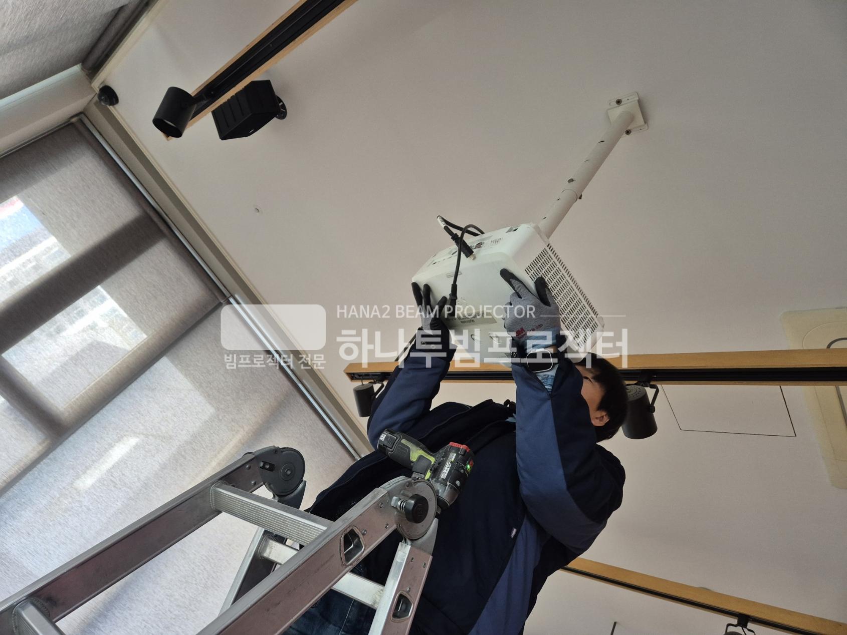 3730978545_bHYIxA2O_f28a6431a9b77b3a54cb629c142d172214c8ed83.jpg 이미지크게보기