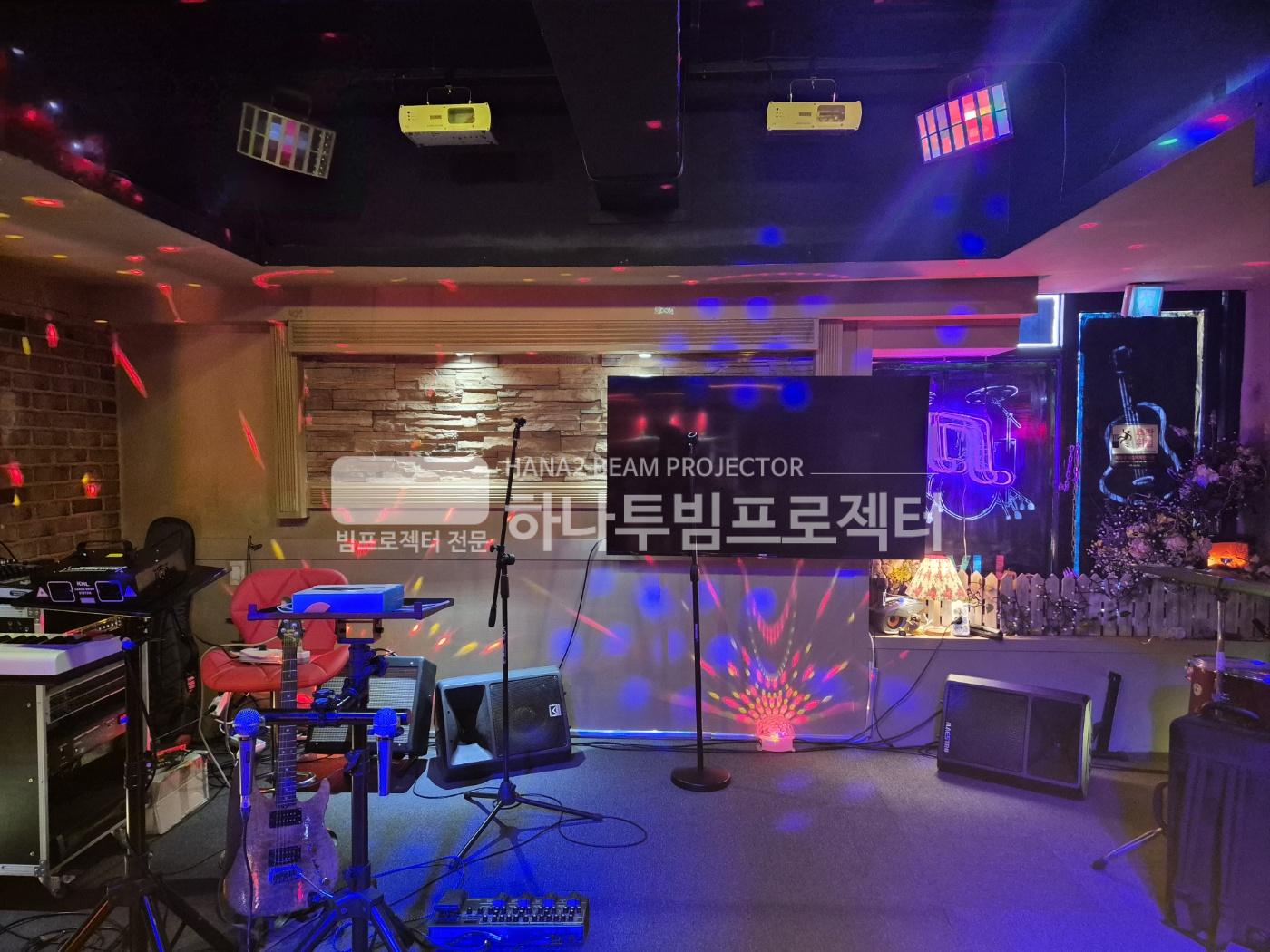 3730978545_bRSet7UZ_c724bc5ee20b1378898e2b437fe713f0cafa2ce7.jpg 이미지크게보기