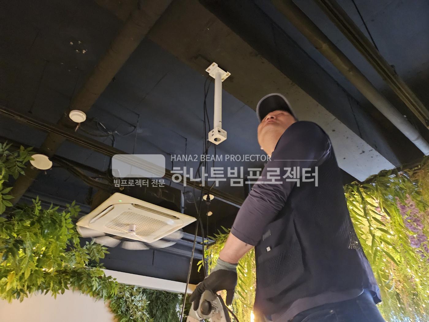 3730978545_cy6mHO3N_5d70b4198a63eeefbaacd935d33ceb978bd4ddb6.jpg 이미지크게보기