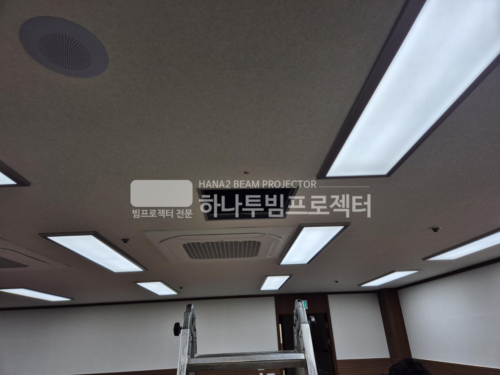 3730978545_e7VM8SOt_8bee7c059a37be87fdf21c7a27c31442397bc442.jpg 이미지크게보기