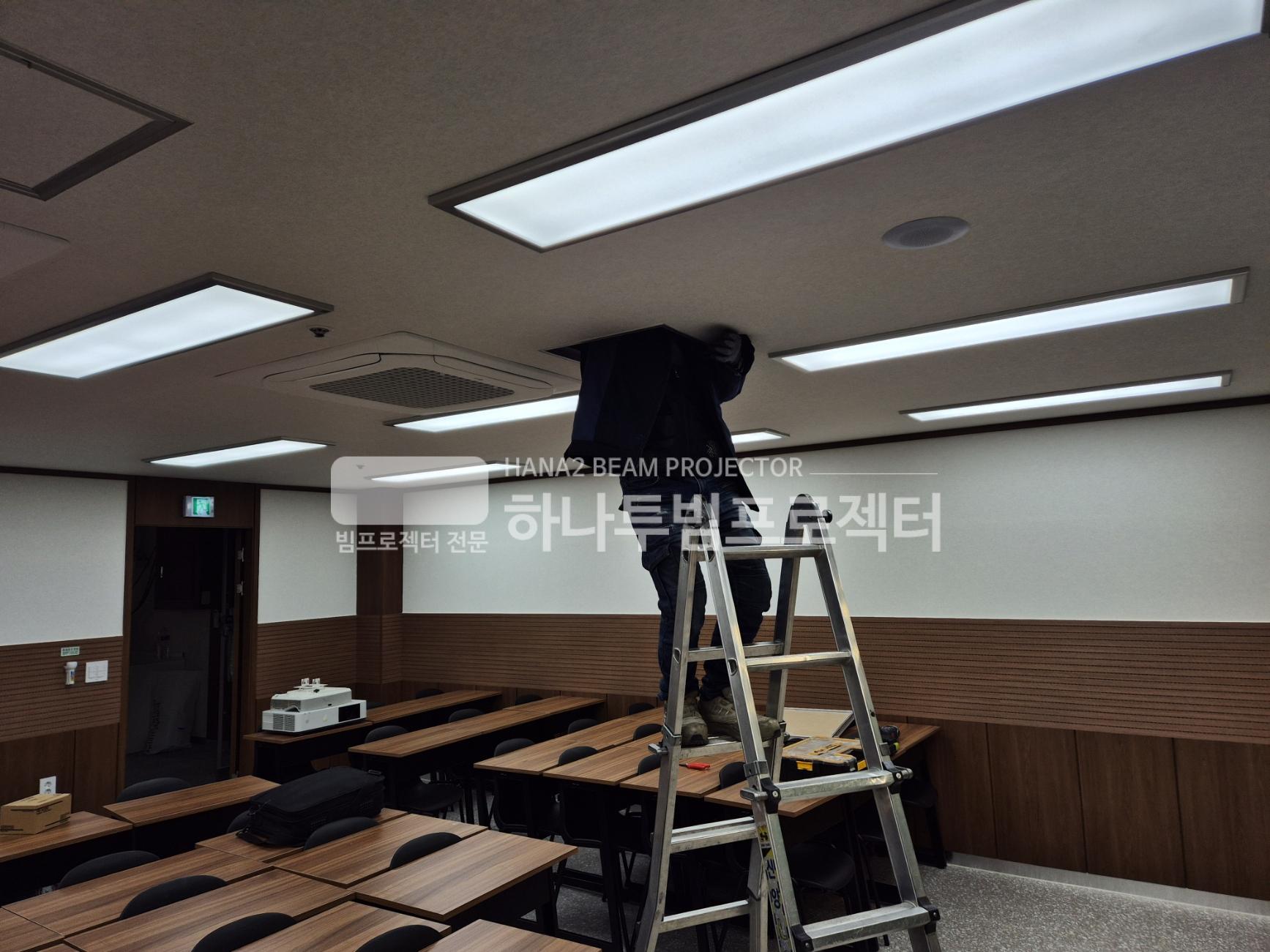 3730978545_eRzS2Da0_2647a1ea4b970ed36855a6318280f548d5b38ae1.jpg 이미지크게보기