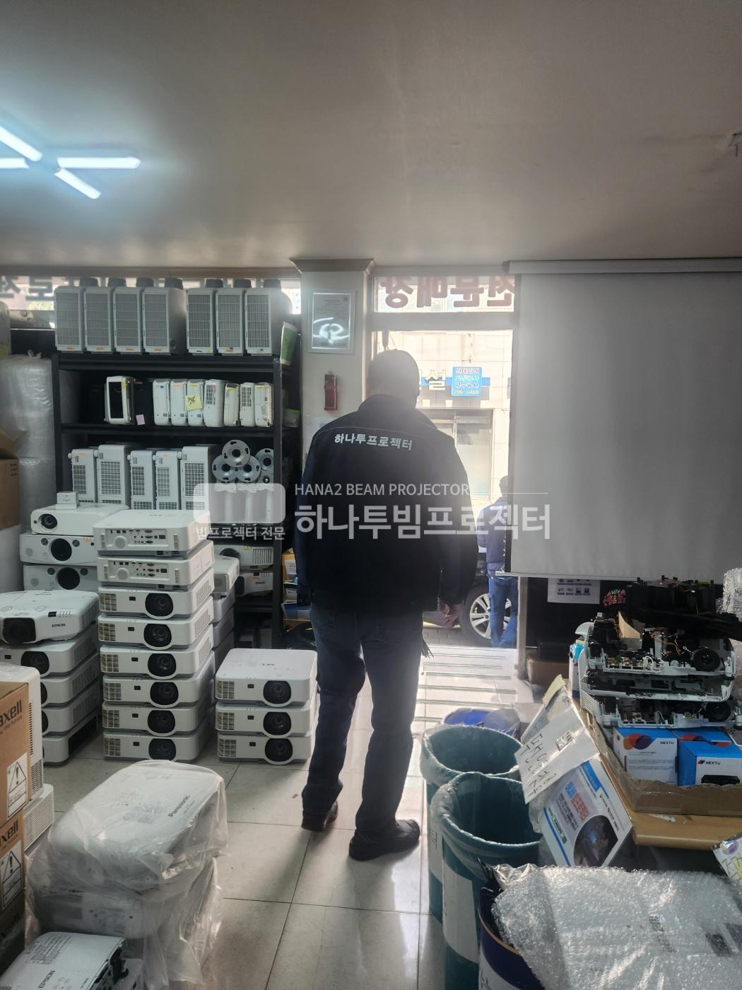 3730978545_iZ2abAPT_05ba00c33de31c490fb2971d3746f53ca74b836e.jpg 이미지크게보기