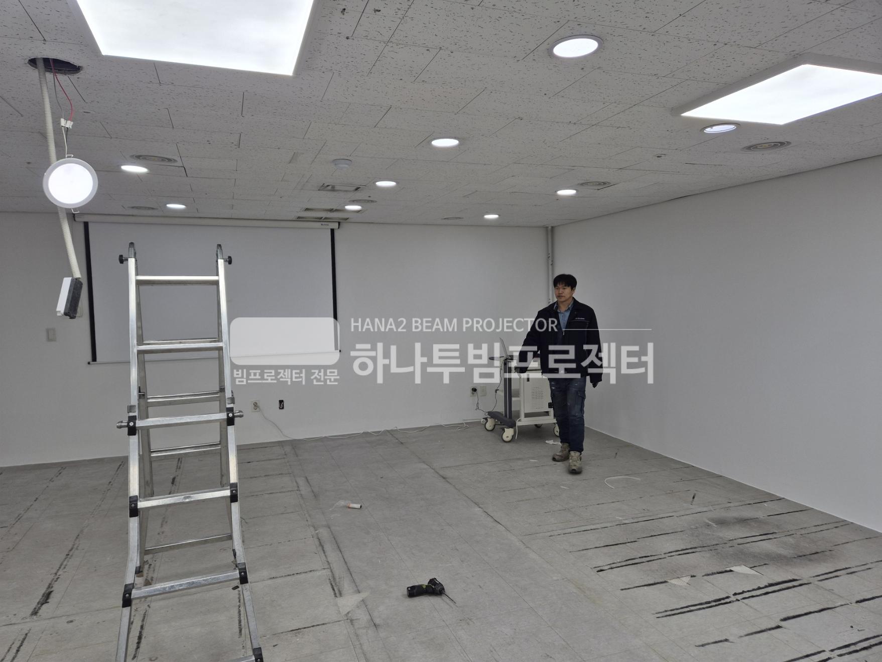 3730978545_jLOMRkIP_14f6a652e99319283211e2fba8fdbb5675359708.jpg 이미지크게보기