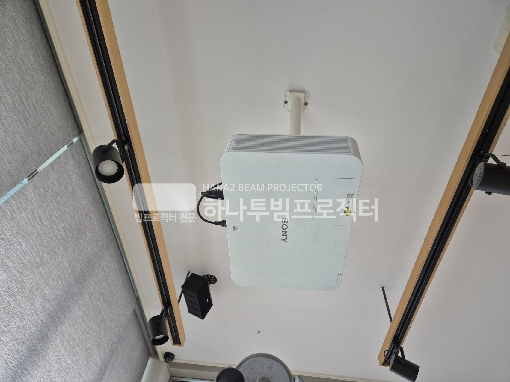 3730978545_jWbE8LSc_fe24ea6157ce6c0f30f16c8130ad8d40bc16ae0b.jpg 이미지크게보기