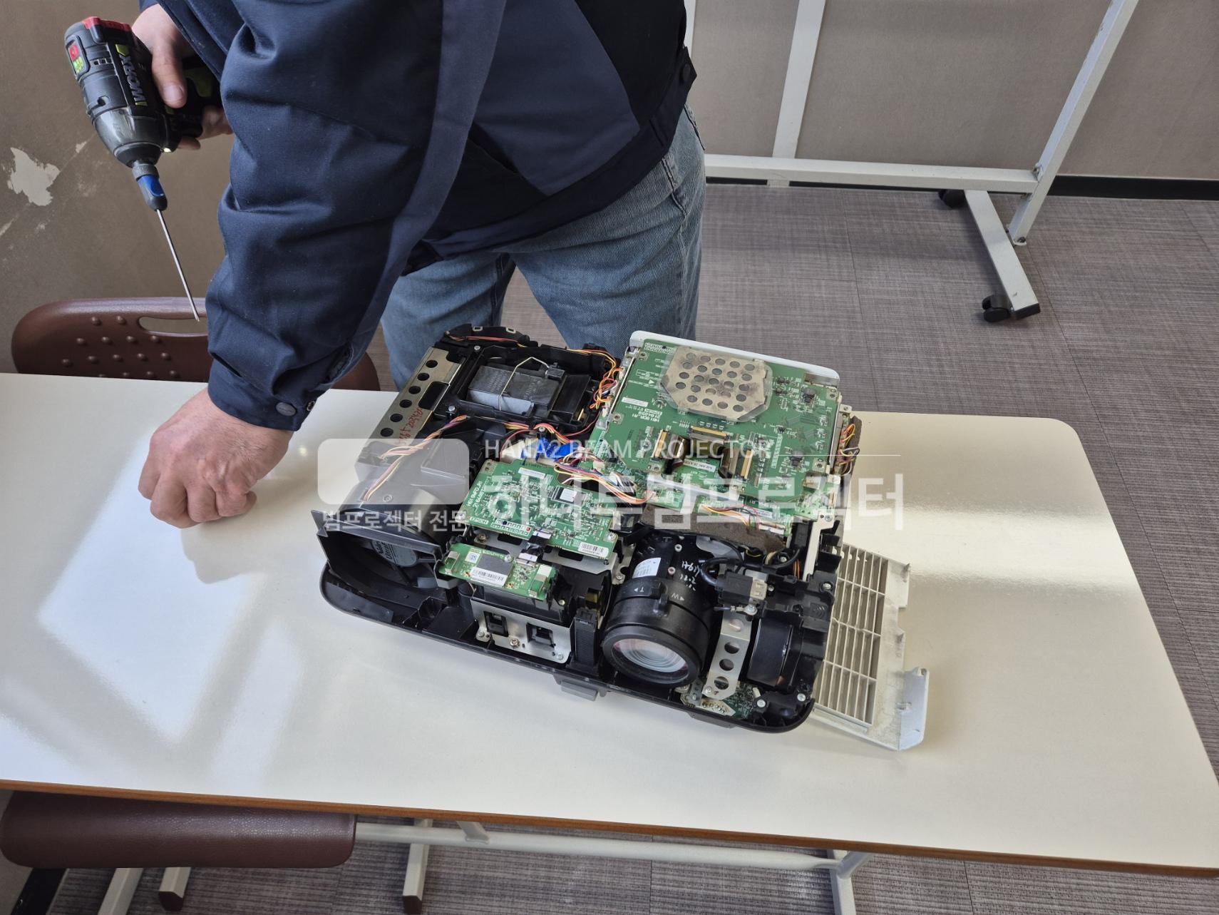 3730978545_mOBGrRAV_efb92b1fe9cf865a7c012cbf05276cd8118cc4d5.jpg 이미지크게보기