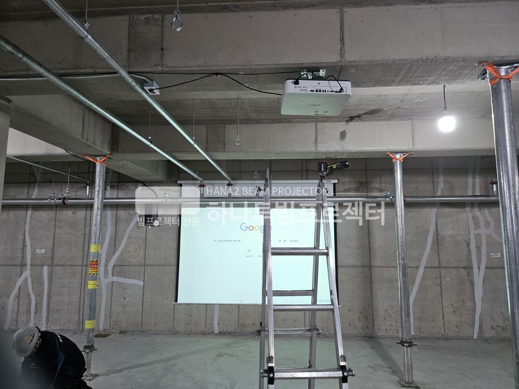 3730978545_mnSs9pIH_6c4f444c4f96637eacfabe07074ba445a58db43e.jpg 이미지크게보기