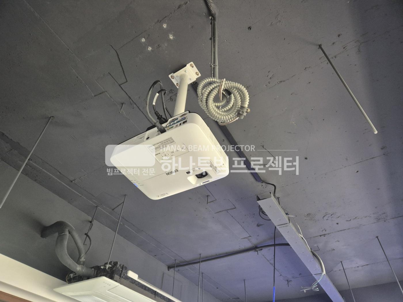 3730978545_o8ktwfqX_b4c6b18be5296931cbf3700a6eafad382a707911.jpg 이미지크게보기