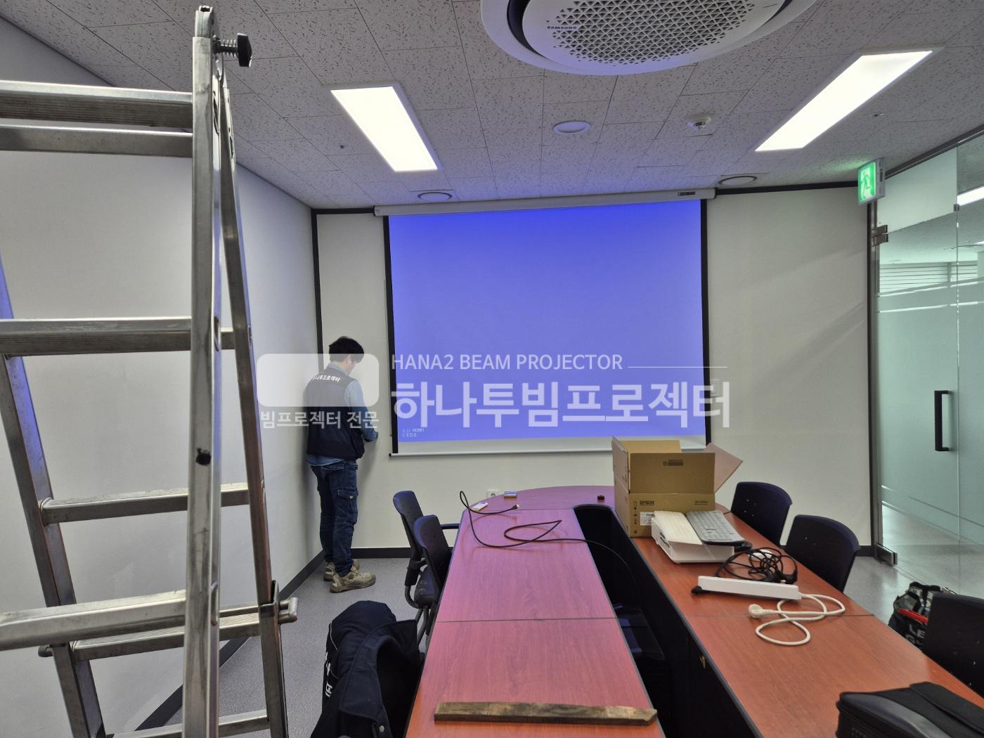 3730978545_sB6efIwk_4d2535e26c17b58b67054268edae1511194a15ed.jpg 이미지크게보기