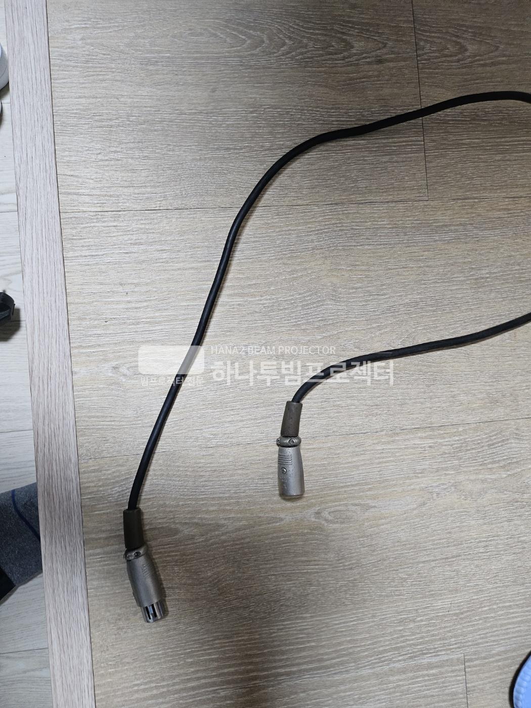 3730978545_sBYINtEP_c35dfea6d505080eee09db6ea5419d46f1e3c6e3.jpg 이미지크게보기