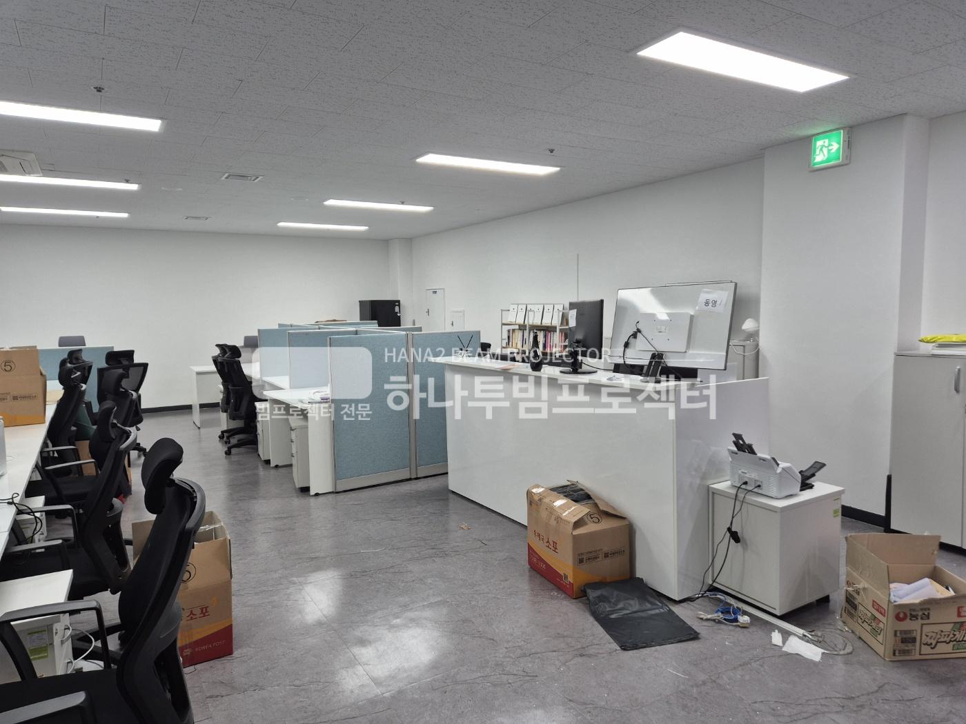 3730978545_stXanQz3_67a6e653dd601e202309993b3fd3935c0b8e5bda.jpg 이미지크게보기