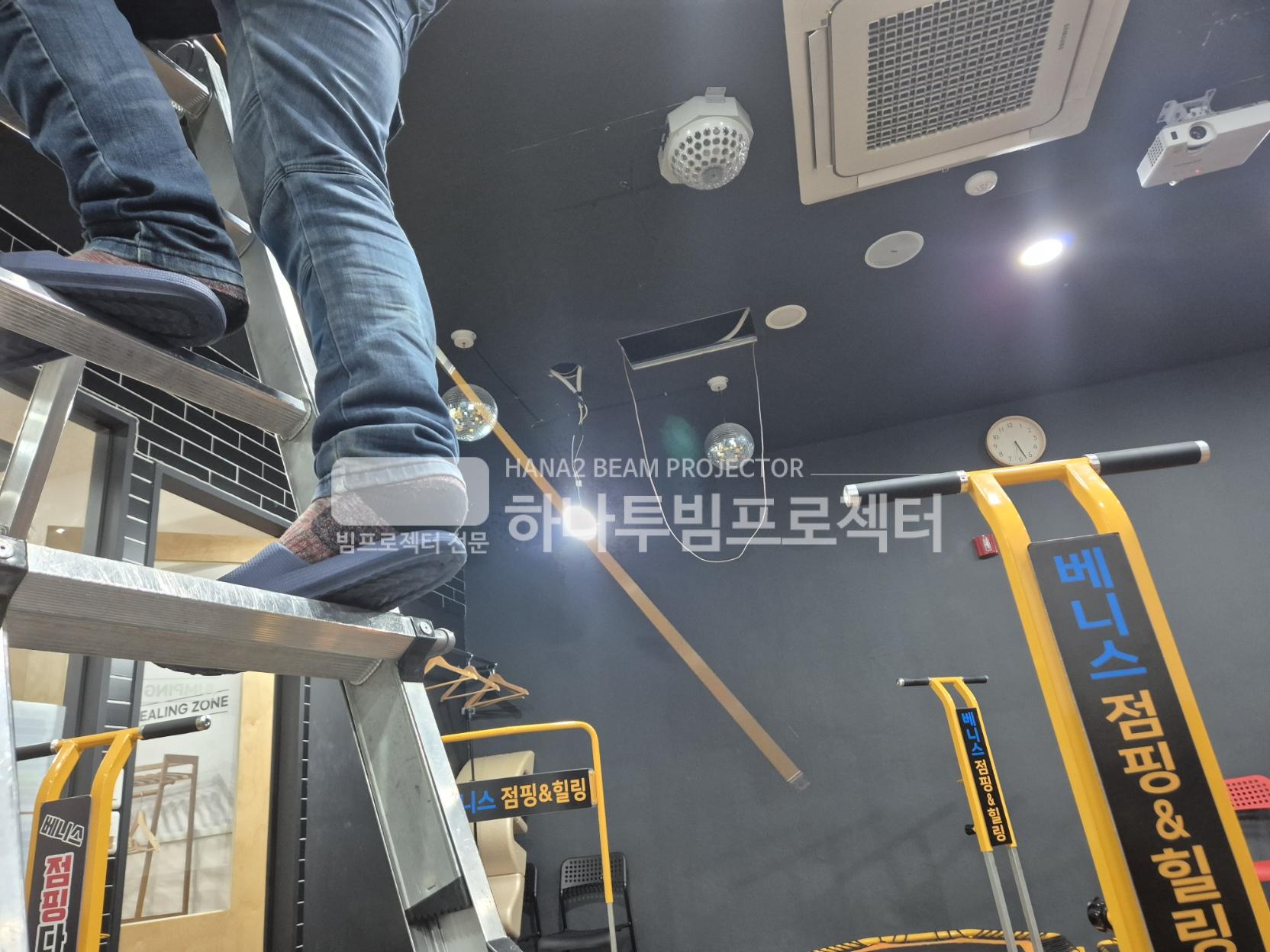 3730978545_u2ItzUT4_6b8d3ba436164b98180ddd2a4cc659a48db5f6f1.jpg 이미지크게보기