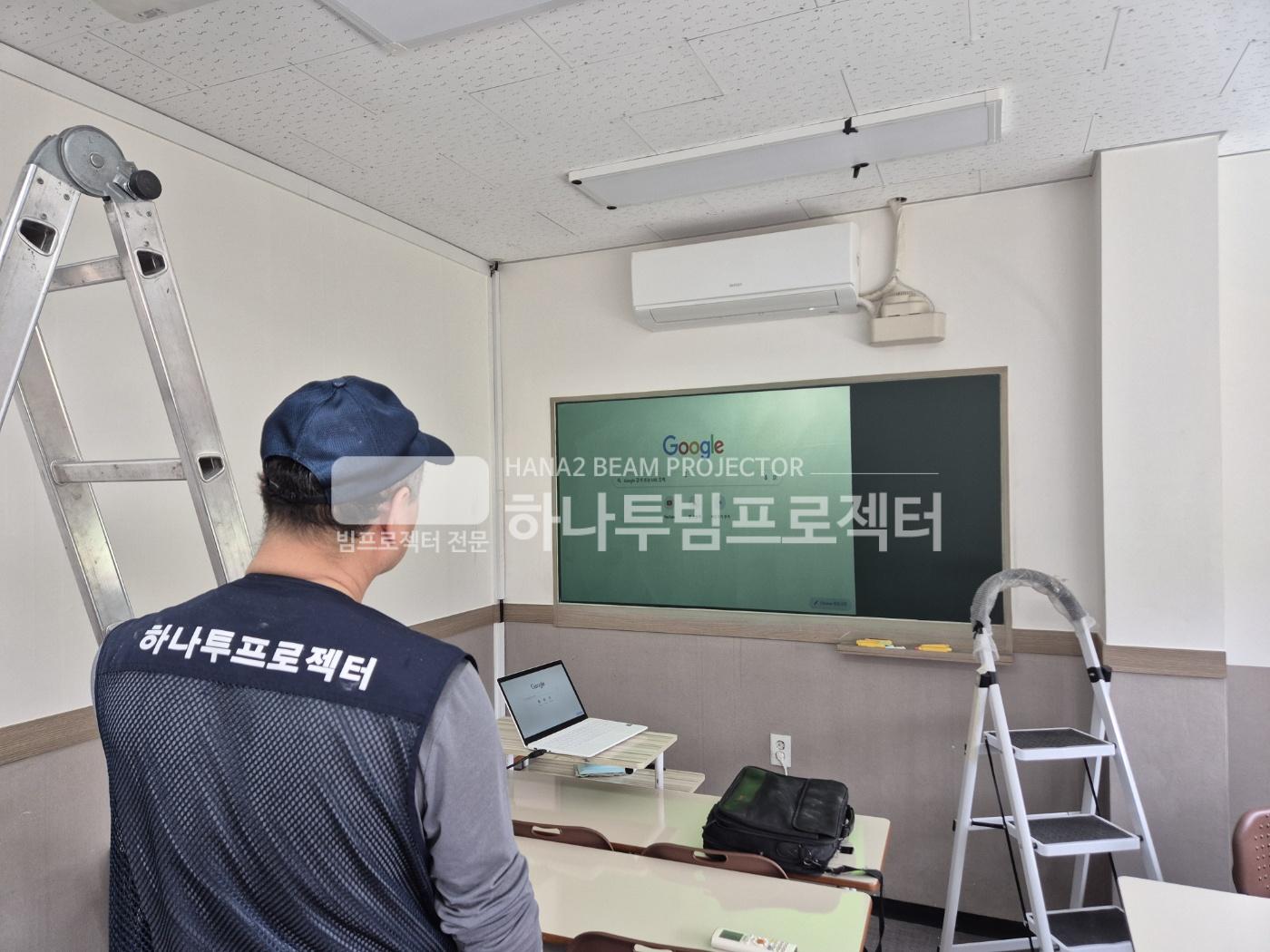 3730978545_v3DUoxMA_e14b16688f37715f354235812c7dde83ec997644.jpg 이미지크게보기