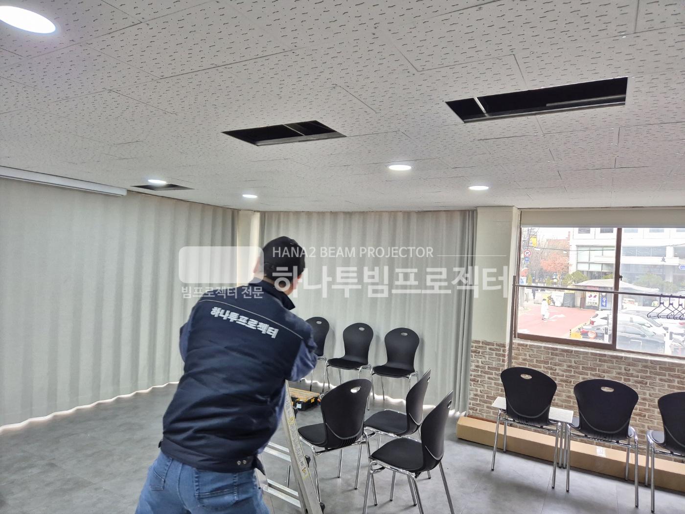 3730978545_z6gJsLNP_dcb1aa0b55345da3db66845d0e4349f6593f8459.jpg 이미지크게보기